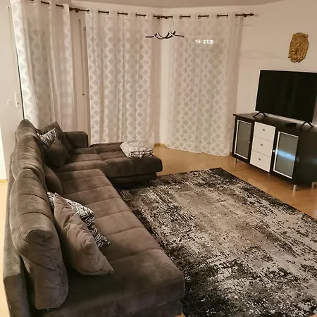 Lounge House * ブルクアウ